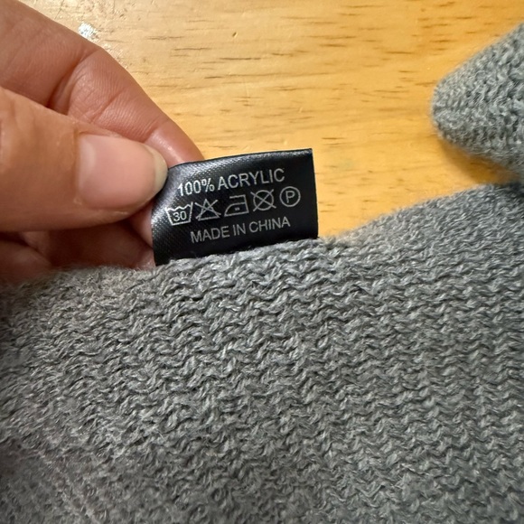 A&O International Women’s Gray/black Cardigan Large - Picture 8 of 8